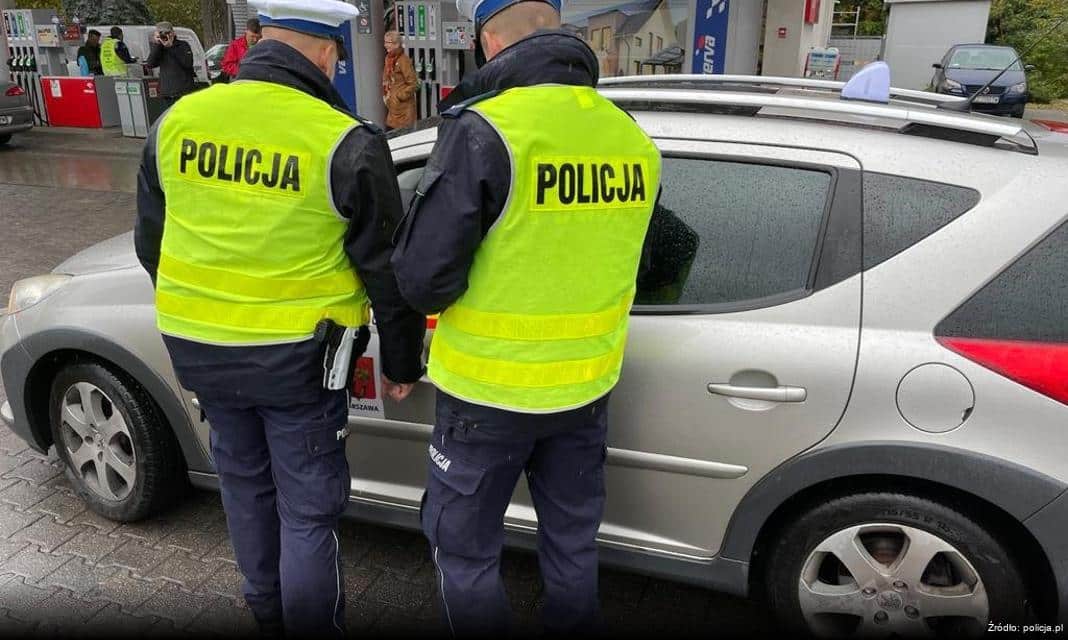 Uwaga na oszustów podszywających się pod policjantów CBŚP