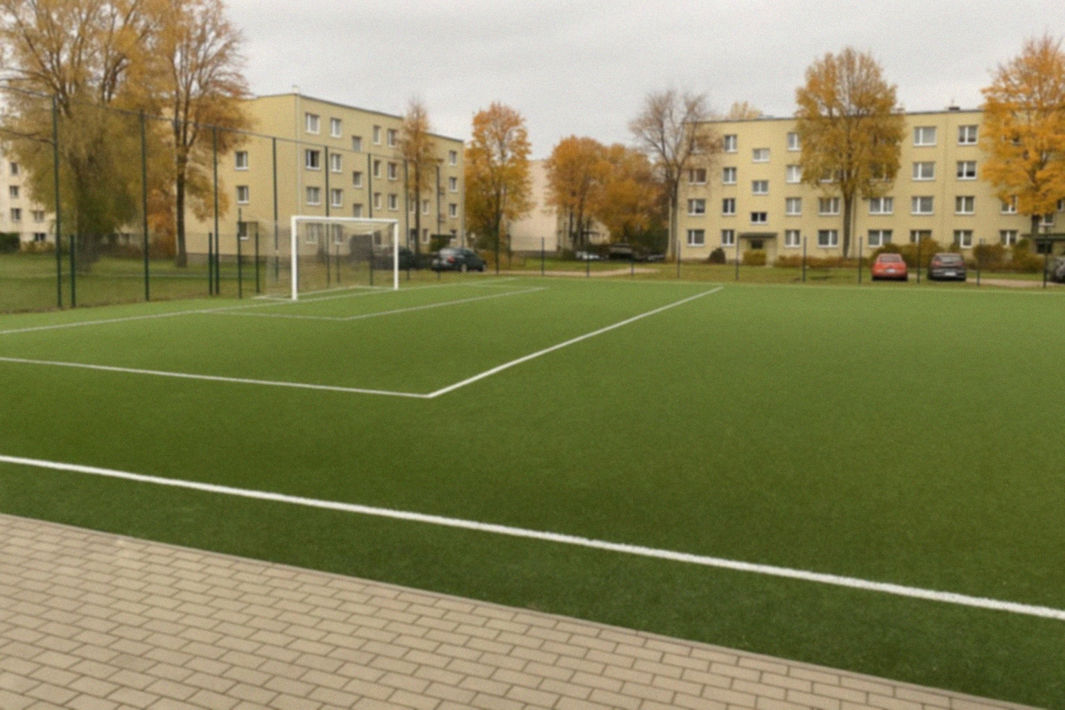 Zakaz kąpieli na kąpielisku Przytór z powodu zakwitu sinic